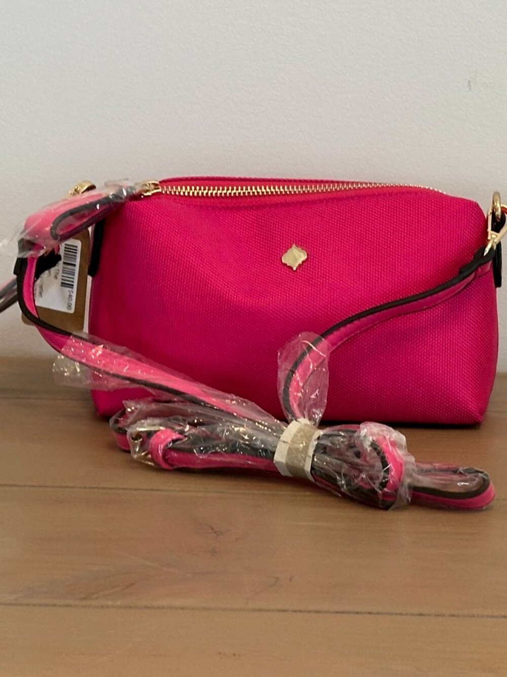NWT Fornash The Georgetown Crossbody Bag Wristlet Bright Pink Fabulous!!!